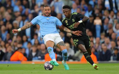 Kyle Walker có thể nối gót Cancelo tới Bayern Munich